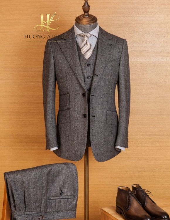 Signature Bespoke Suit 11
